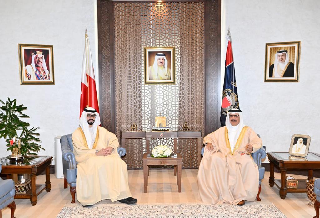 معالي وزير الداخلية يبحث مع سفير دولة الإمارات تعزيز التعاون الأمني بين البلدين<